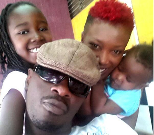 A family selfie showing that the Nameless and Wahu family is intact.