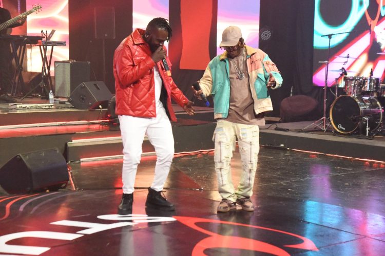 Zulitums and Fik Fameica performing their collaboration.
