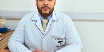 Dr. Daniel Arafet Daril (Orthopedic Specialist | UMC Victoria Hospital).