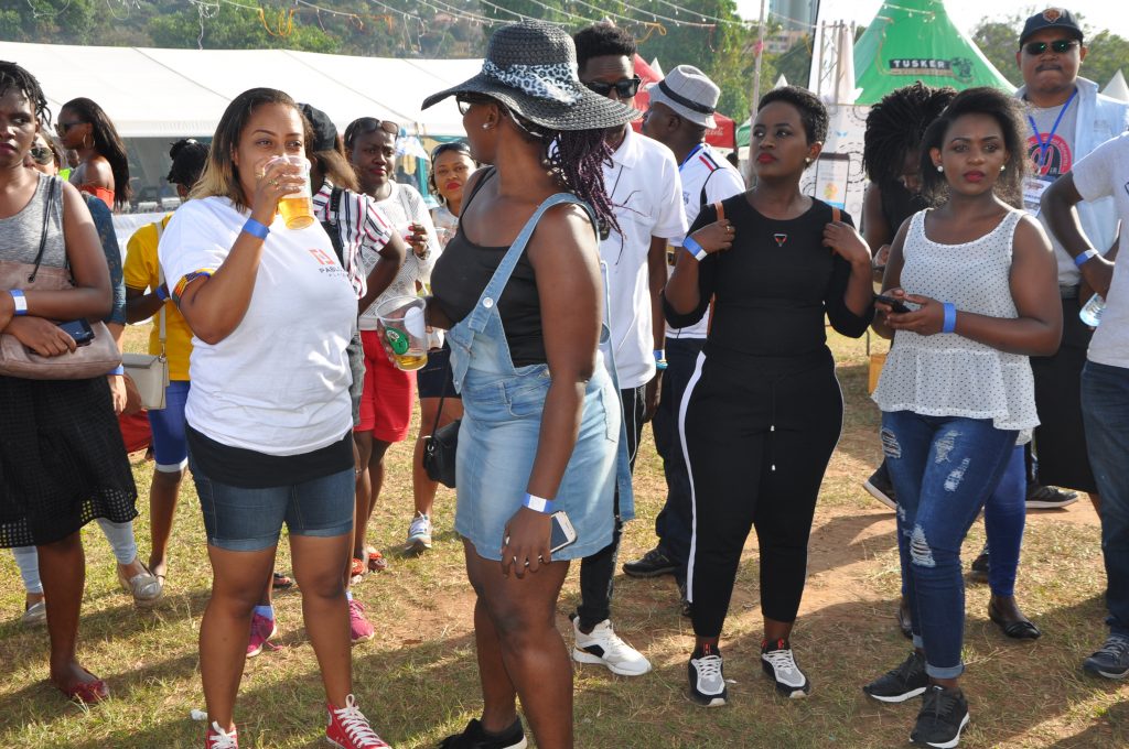 Happening Now (Photos) Slay queens take on beer festival, Oktoberfest