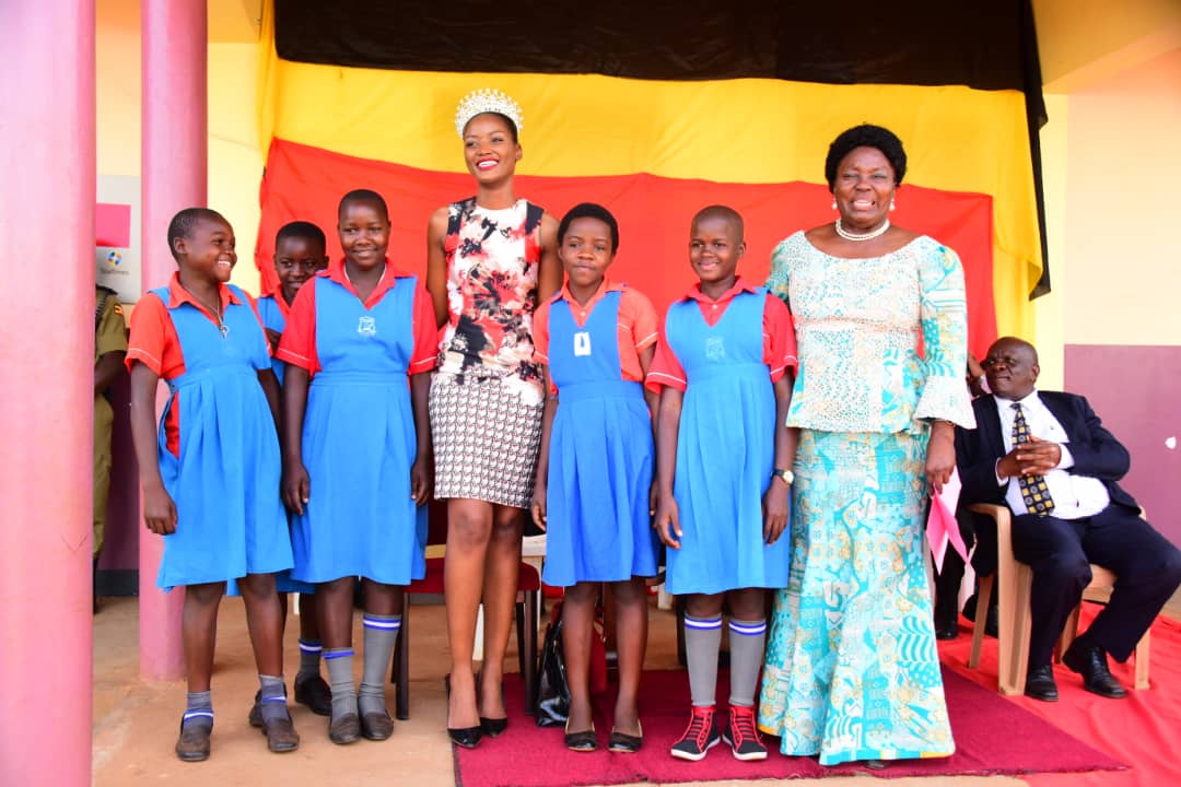 Quinn Abenakyo and Speaker Rebecca Kadaga on tour of Busoga Region ...